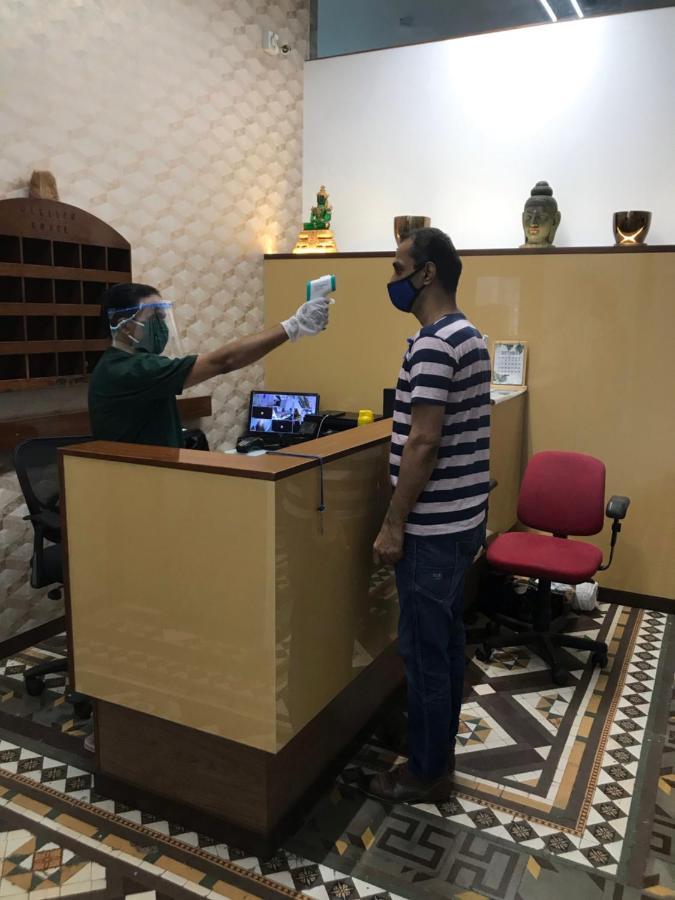 Carlton Hotel Mumbai - Behind Taj Mahal Palace Colaba Βομβάη Εξωτερικό φωτογραφία