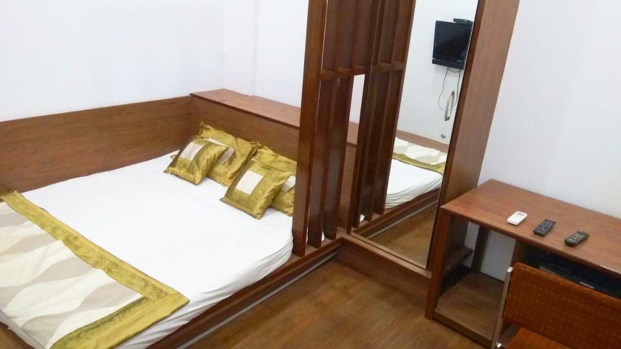 Carlton Hotel Mumbai - Behind Taj Mahal Palace Colaba Βομβάη Εξωτερικό φωτογραφία