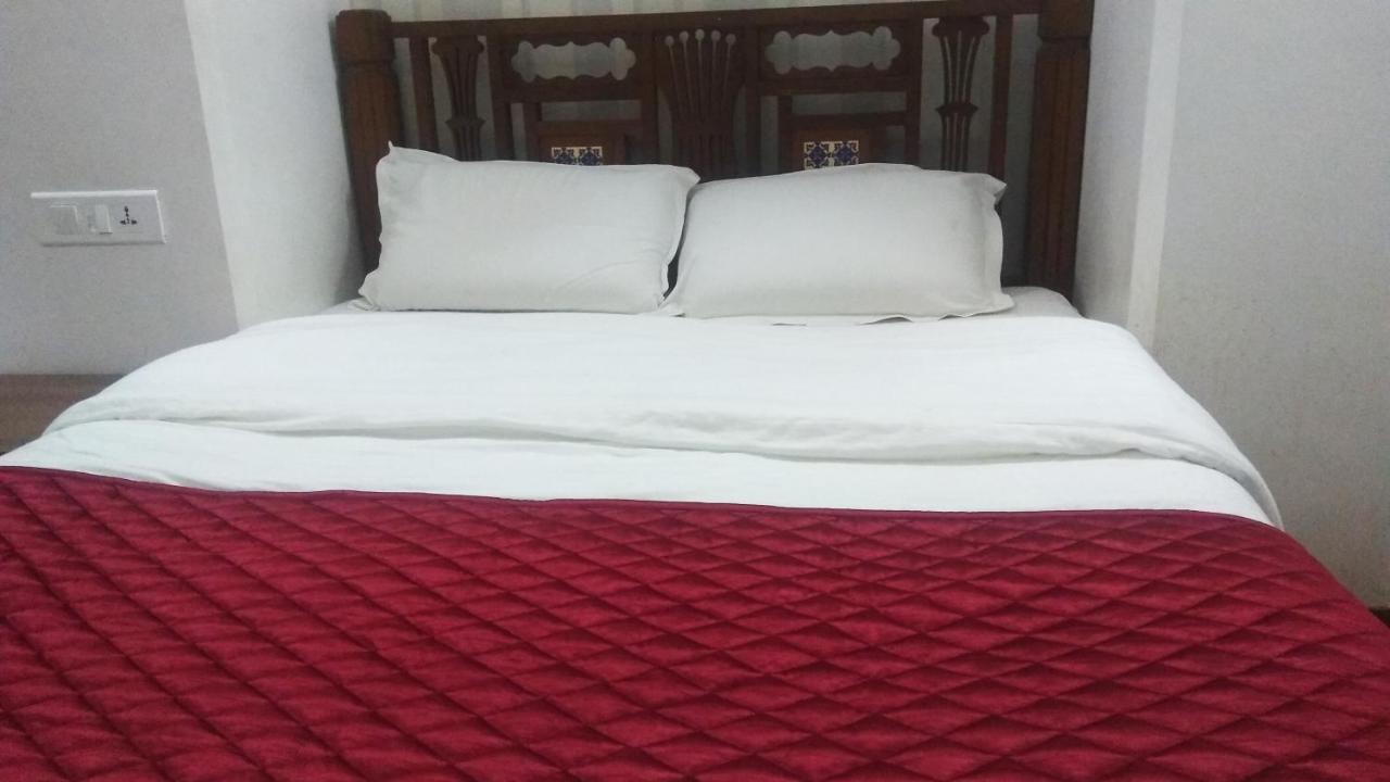 Carlton Hotel Mumbai - Behind Taj Mahal Palace Colaba Βομβάη Εξωτερικό φωτογραφία